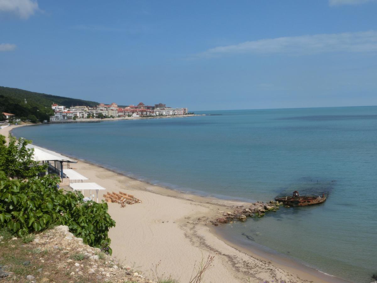 Sea View Crown Apartment On Complex With Pools And Beach, Sveti Vlas Eksteriør billede