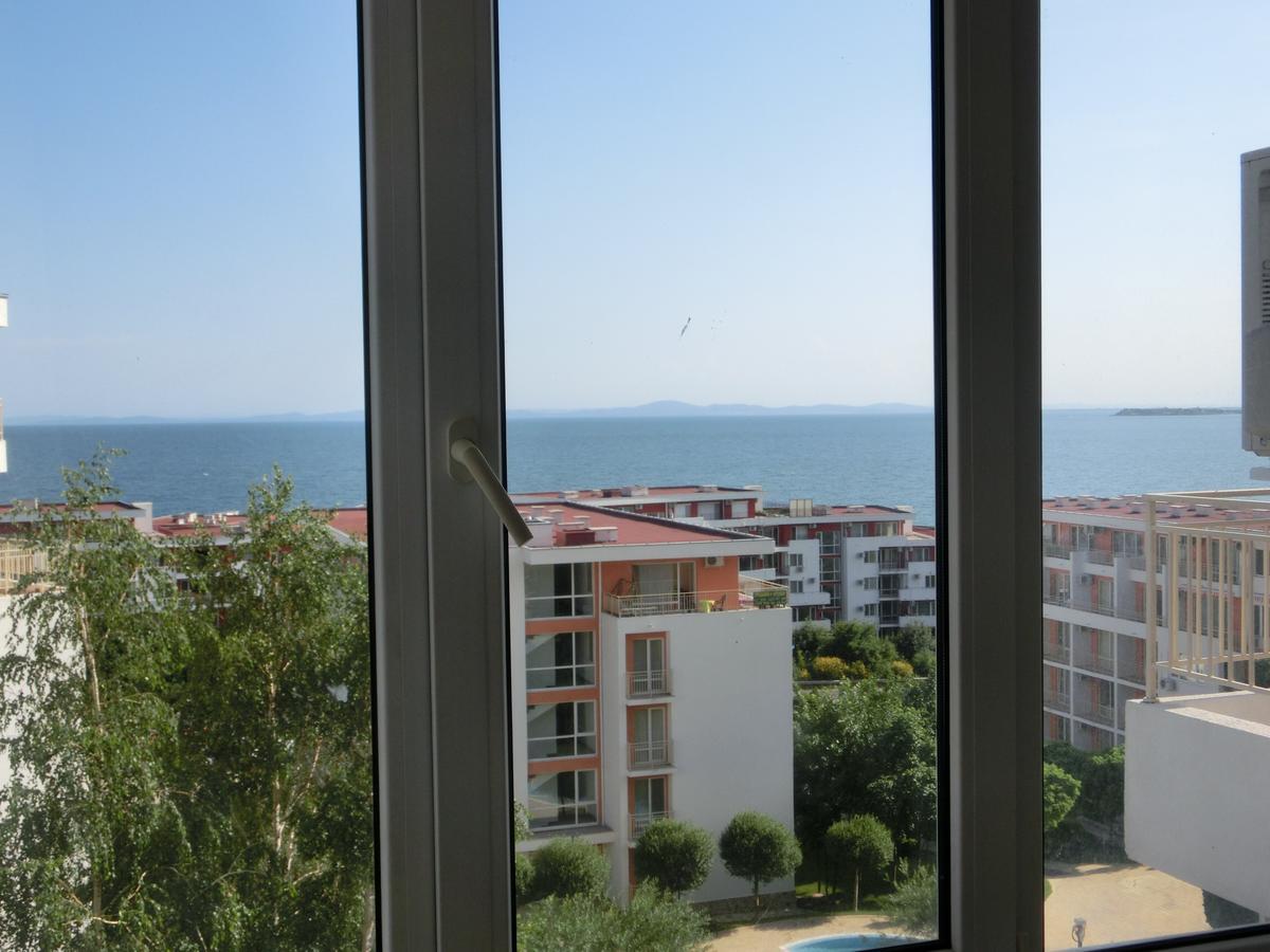 Sea View Crown Apartment On Complex With Pools And Beach, Sveti Vlas Eksteriør billede